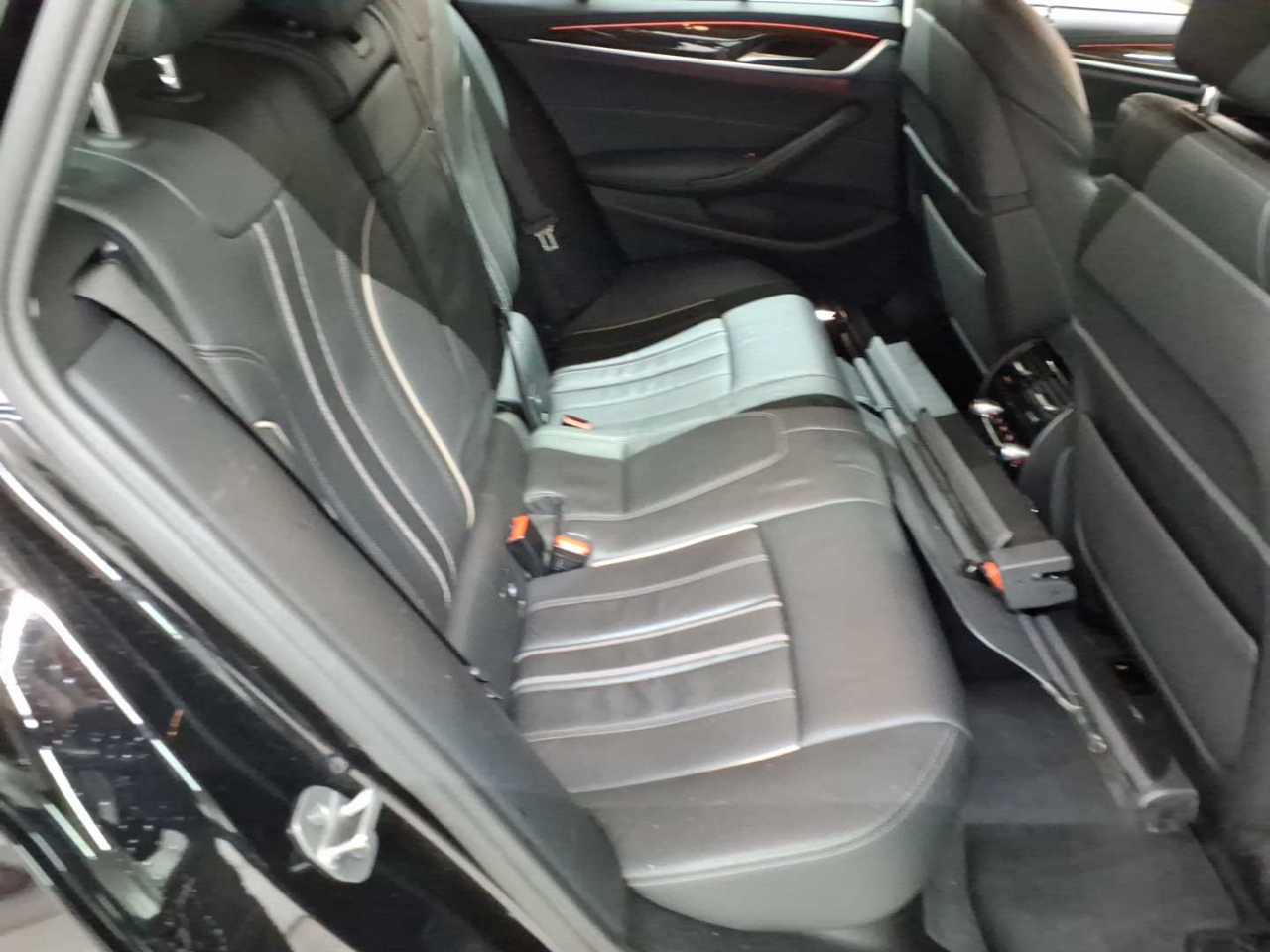 BMW 520d Touring Aut. Luxury Line 14