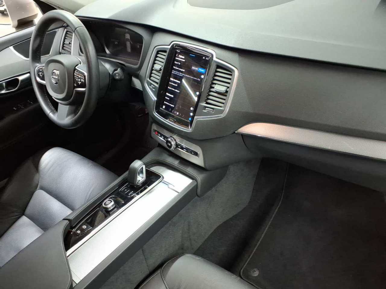 Volvo XC90 T8 AWD Recharge Core 9