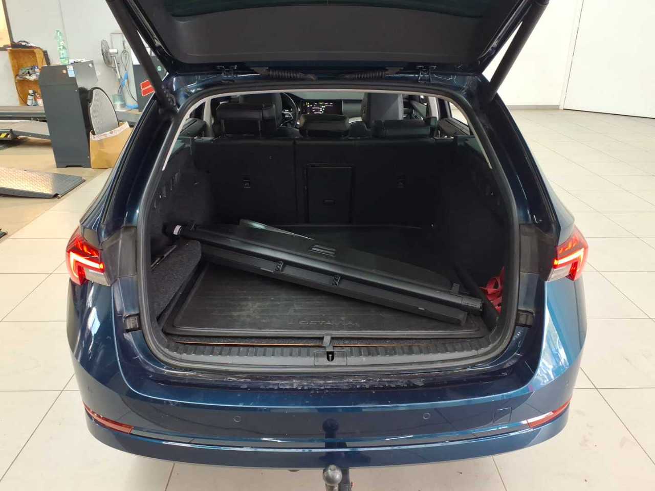 Skoda Octavia Combi 1.4 TSI iV DSG Style 15