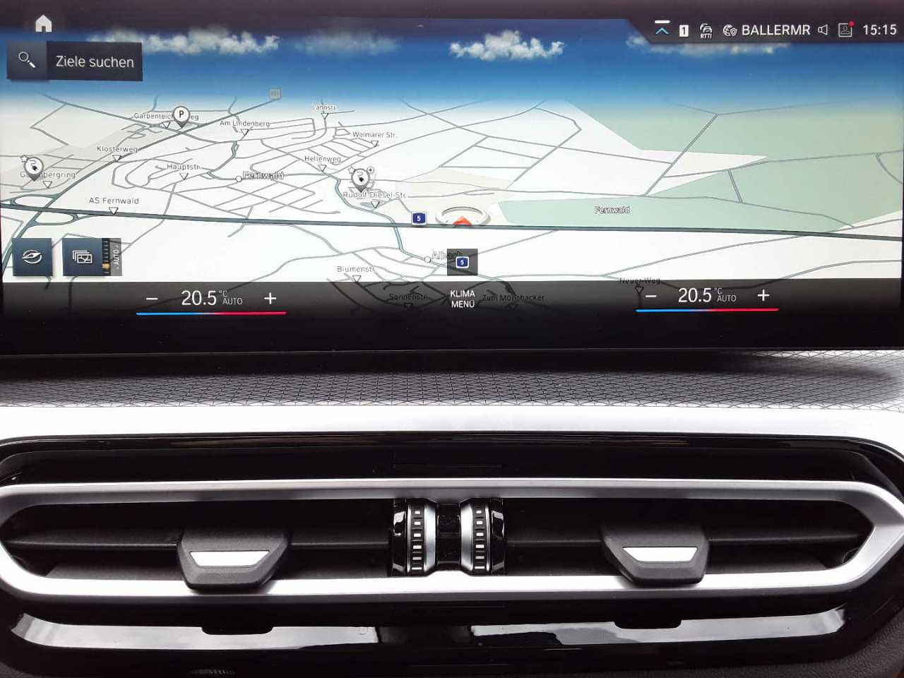 BMW 330e Touring xDrive Aut. 12
