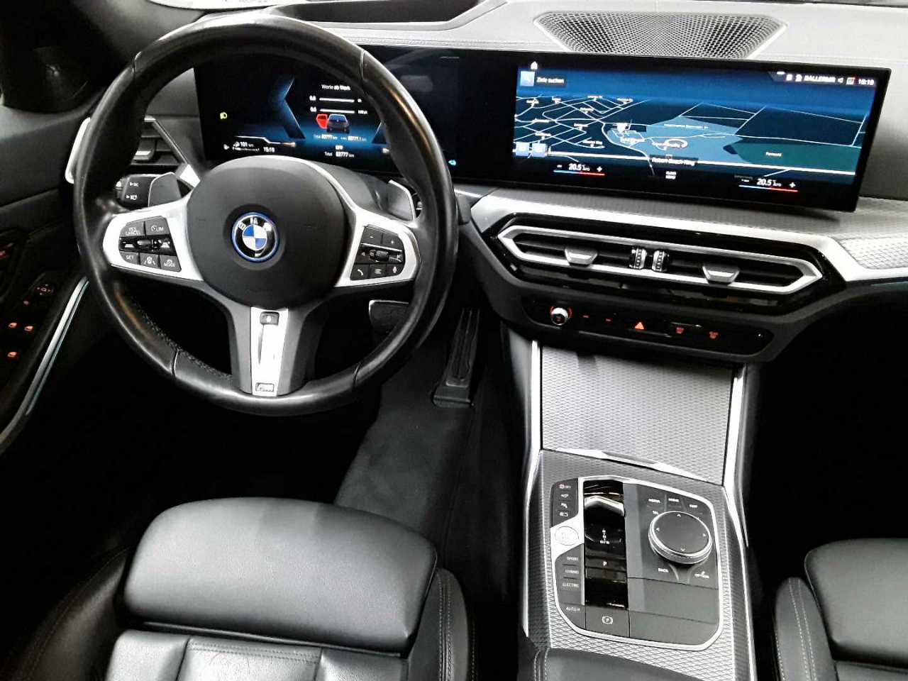 BMW 330e Touring xDrive Aut. 10