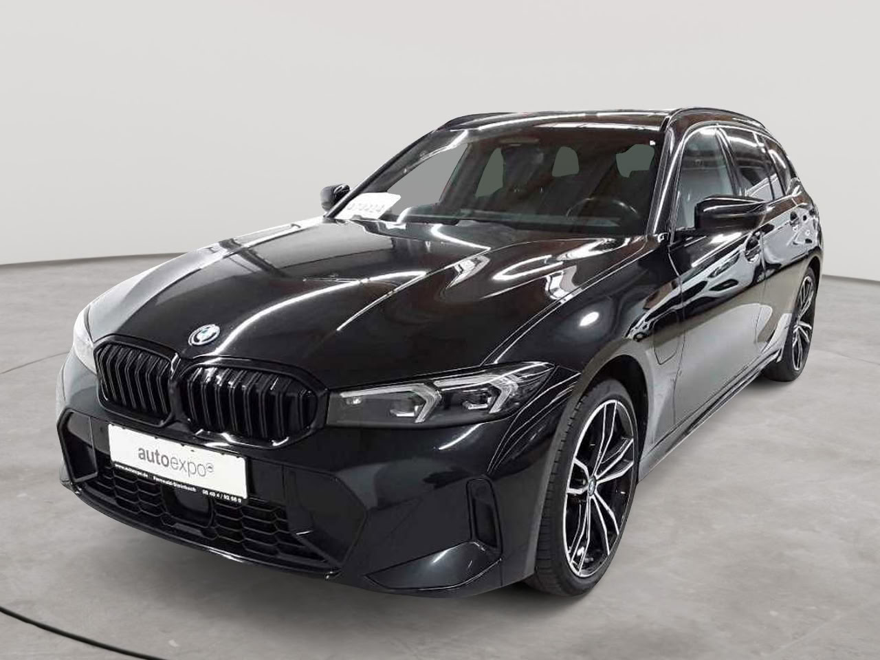 BMW 330e Touring xDrive Aut. 2