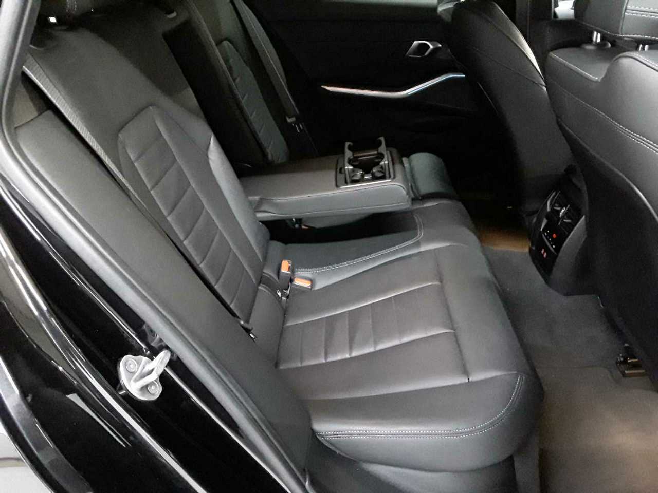 BMW 330e Touring xDrive Aut. 14