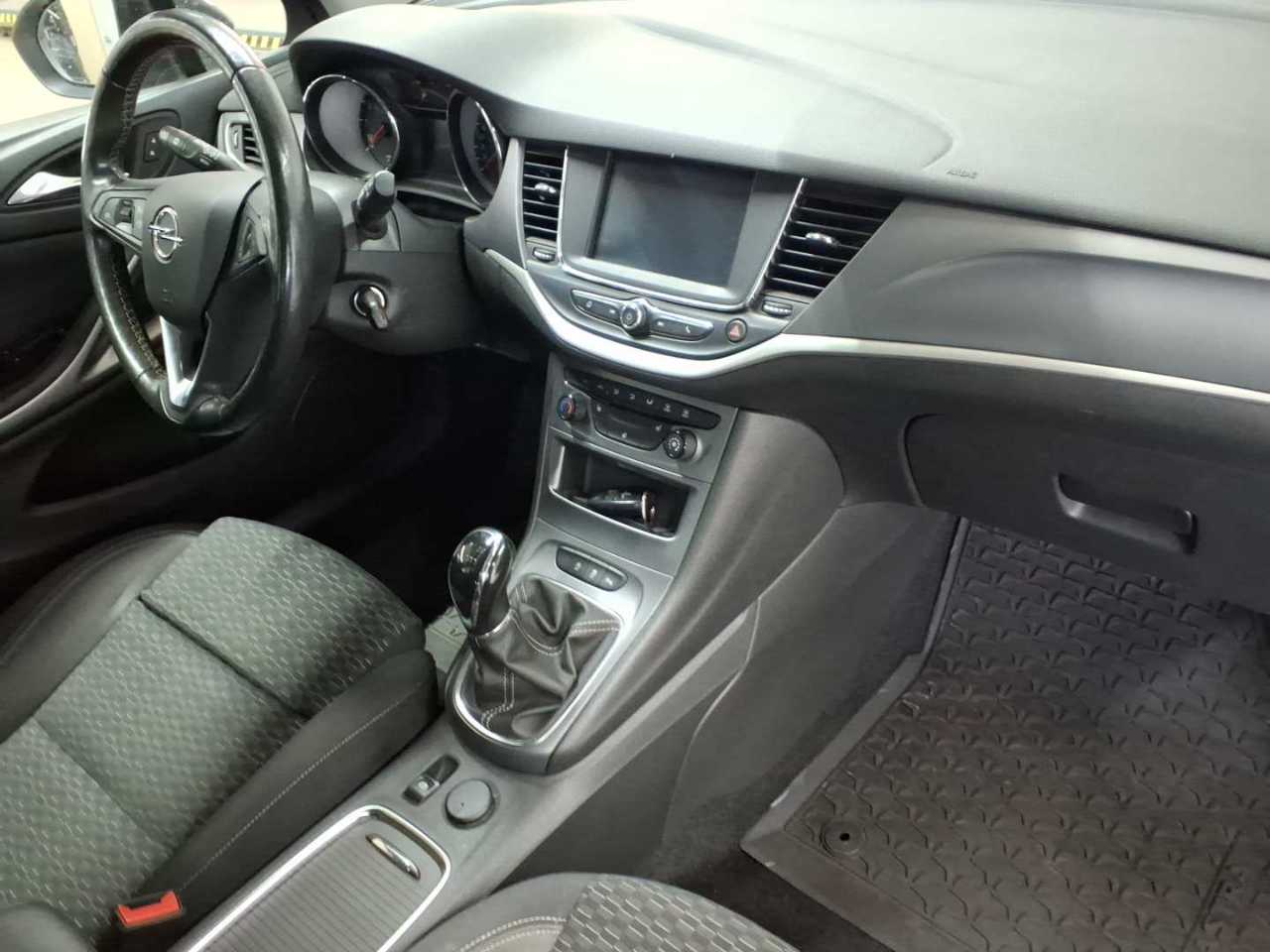 Opel Astra 1.2 Turbo Start/Stop Sports Tourer Edition 9