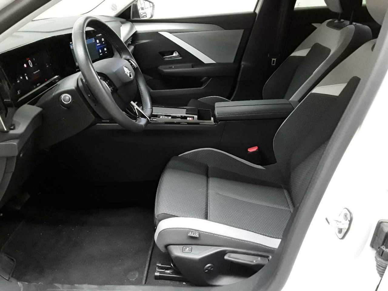 Opel Astra Sports Tourer 1.5 D Automatik Edition 7
