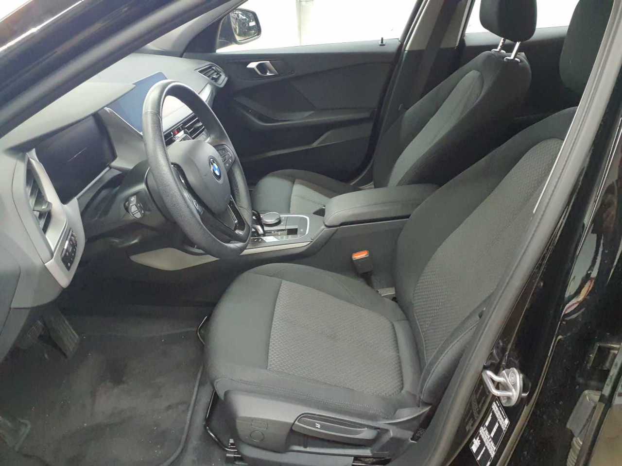BMW 118i Aut. Advantage 8