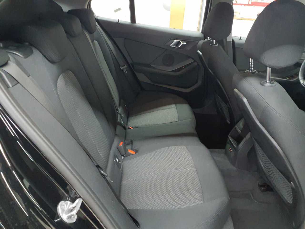 BMW 118i Aut. Advantage 13