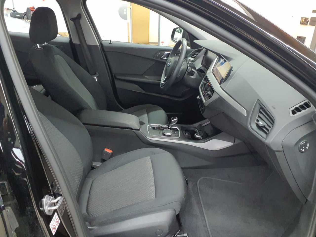 BMW 118i Aut. Advantage 7
