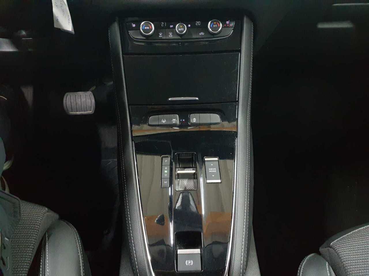 Opel Grandland 1.2 DI Automatik GS 10