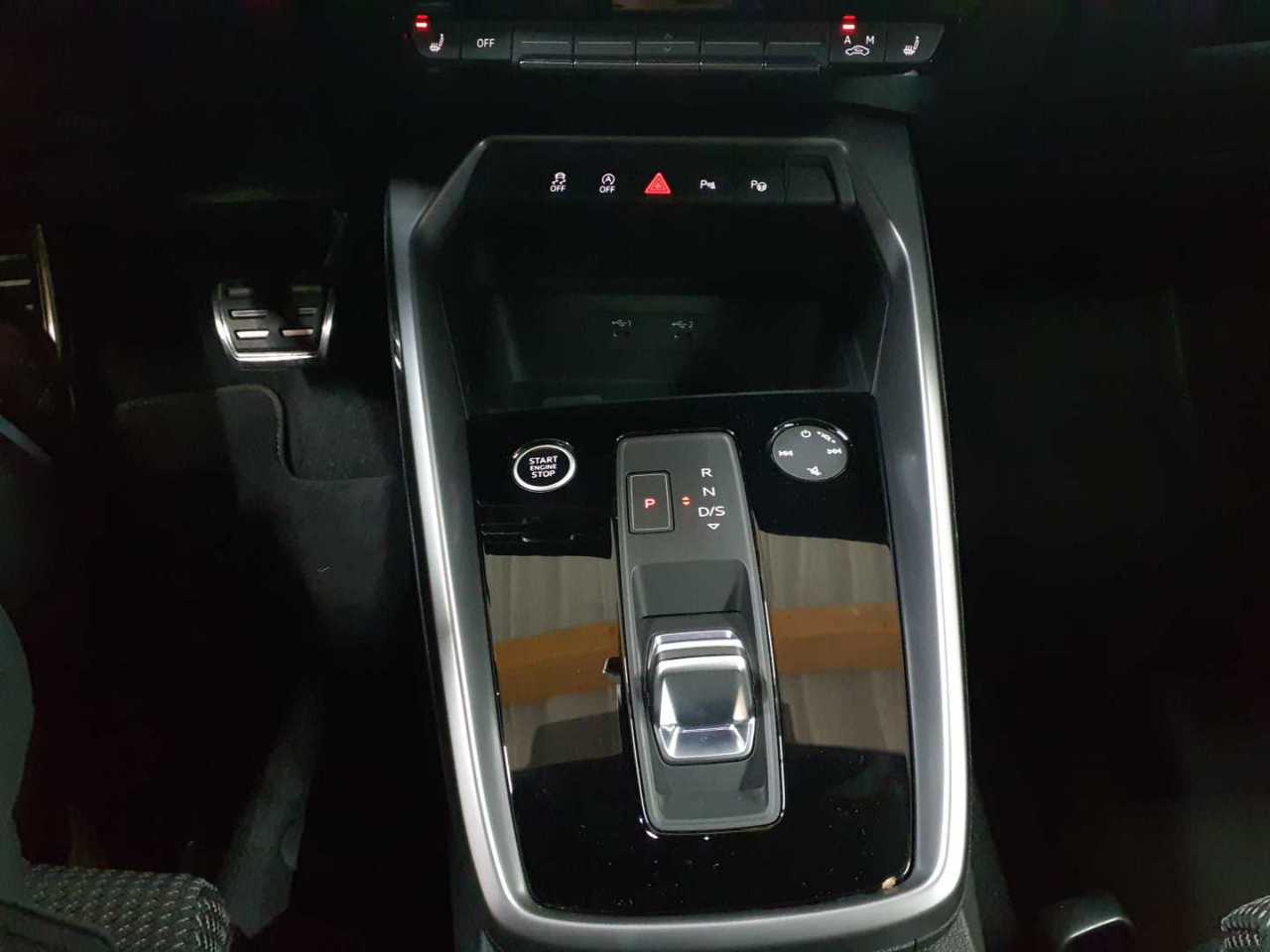 Audi A3 35 TFSI Sportback S tronic S line 10