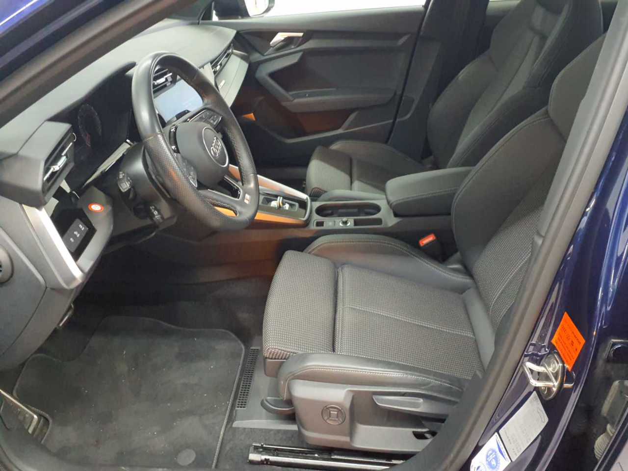 Audi A3 35 TFSI Sportback S tronic S line 8