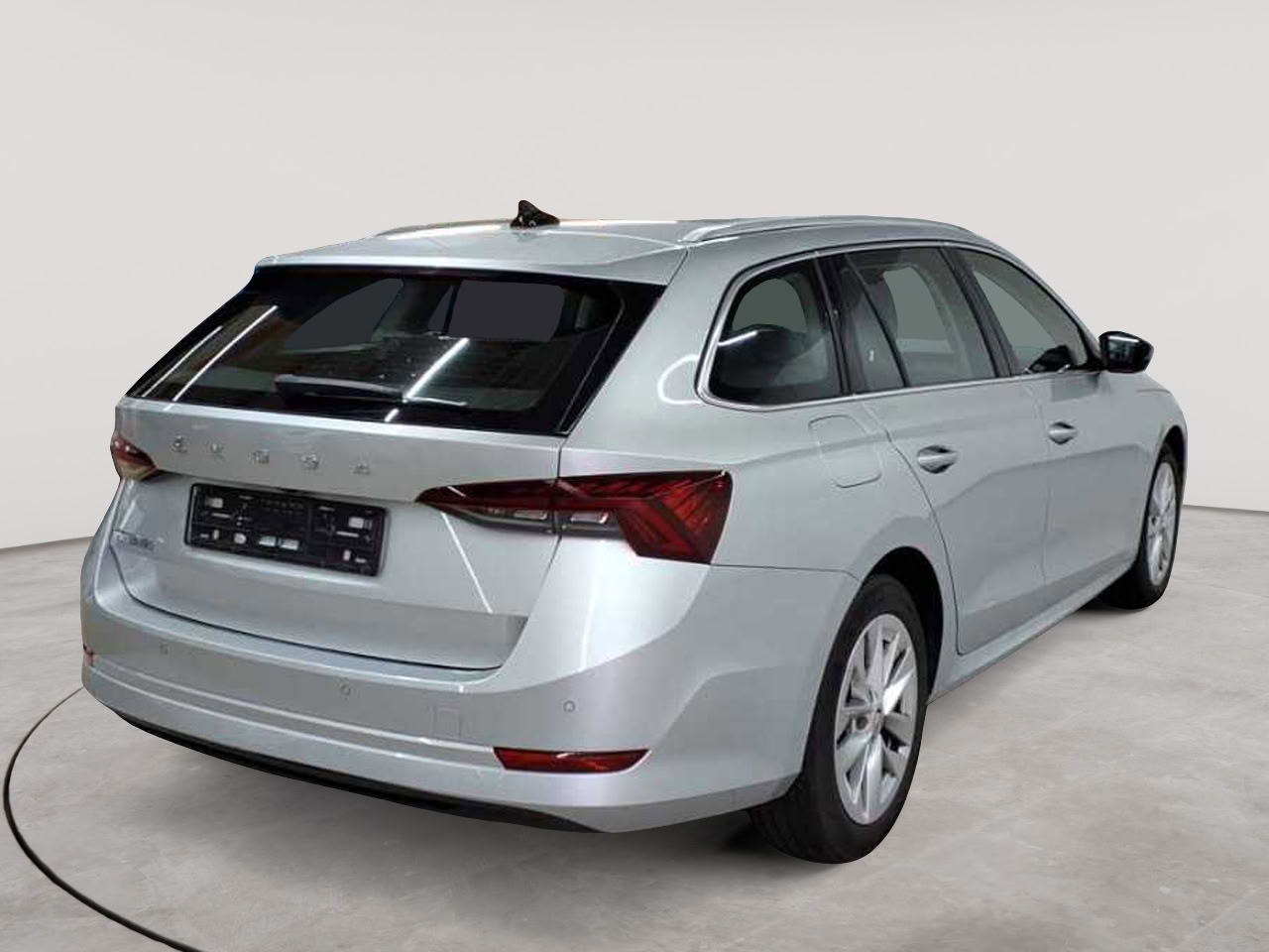 Skoda Octavia Combi 2.0 TDI DSG First Edition 4