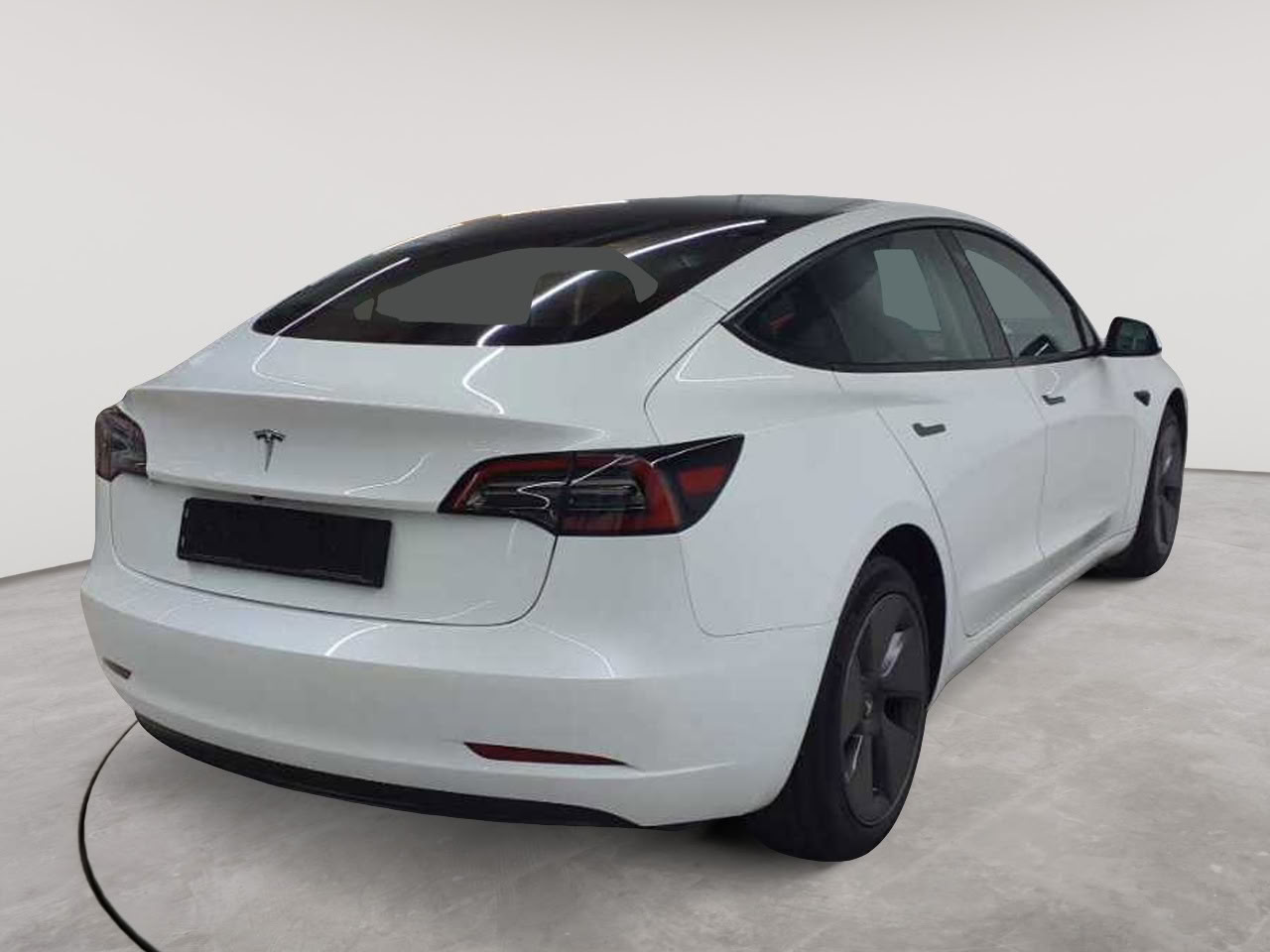 Tesla Model 3 RWD Hinterradantrieb 4