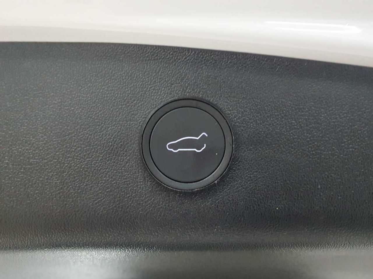 Tesla Model 3 RWD Hinterradantrieb 17
