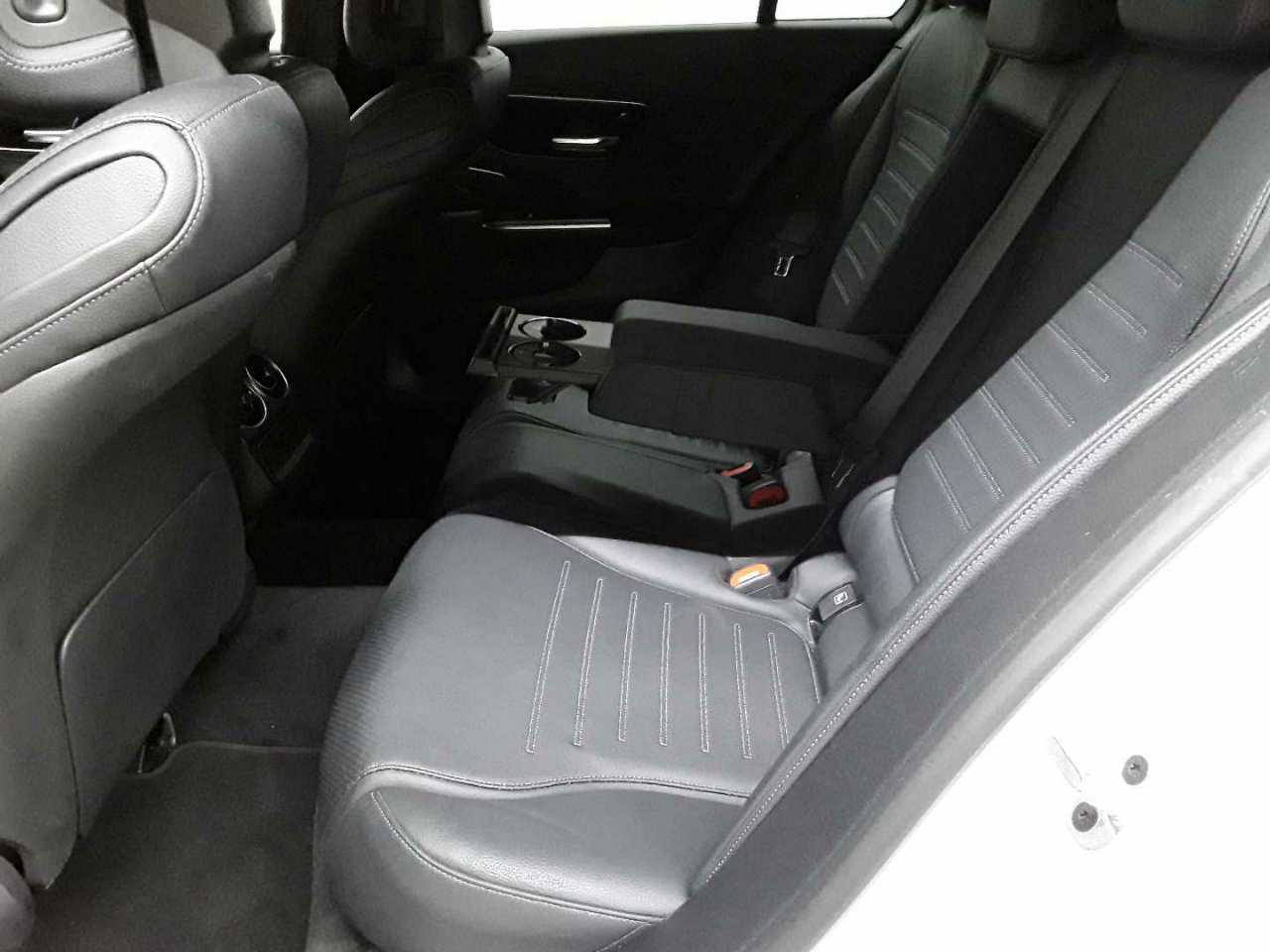 Mercedes-Benz C 300 d T 9G-TRONIC AMG Line 13