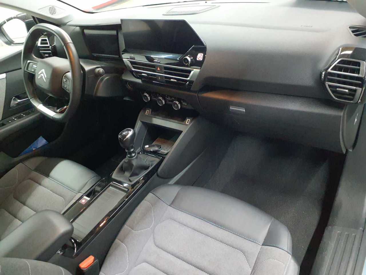 Citroën C4 PureTech 130 Stop&Start PLUS 9