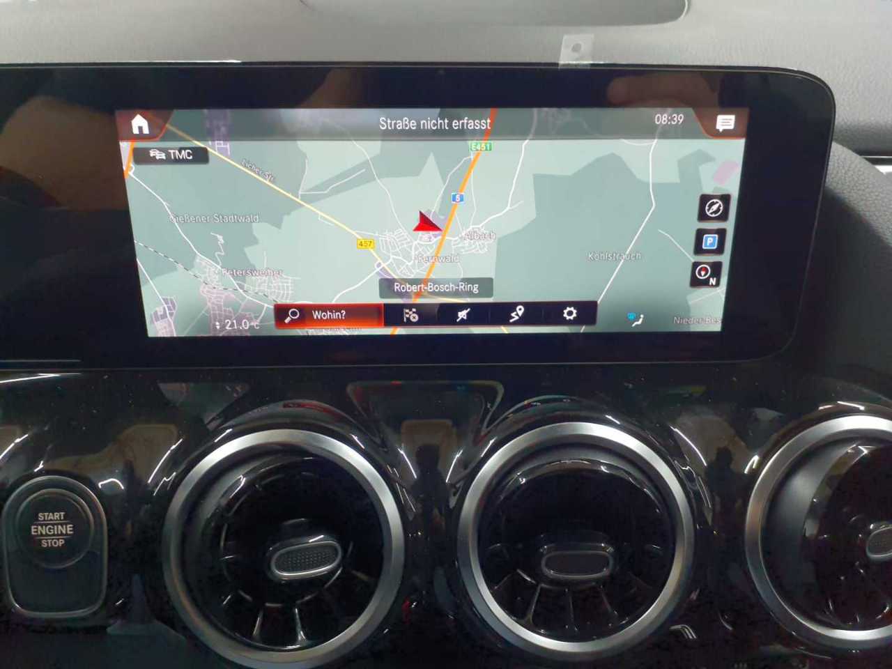 Mercedes-Benz GLA 250 e 8G-DCT Progressive 12