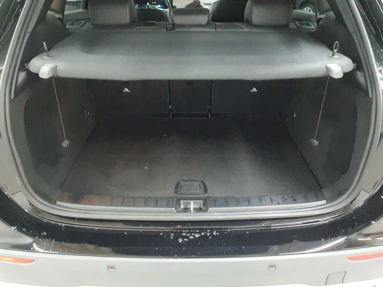 Mercedes-Benz GLA 250 e 8G-DCT Progressive 15