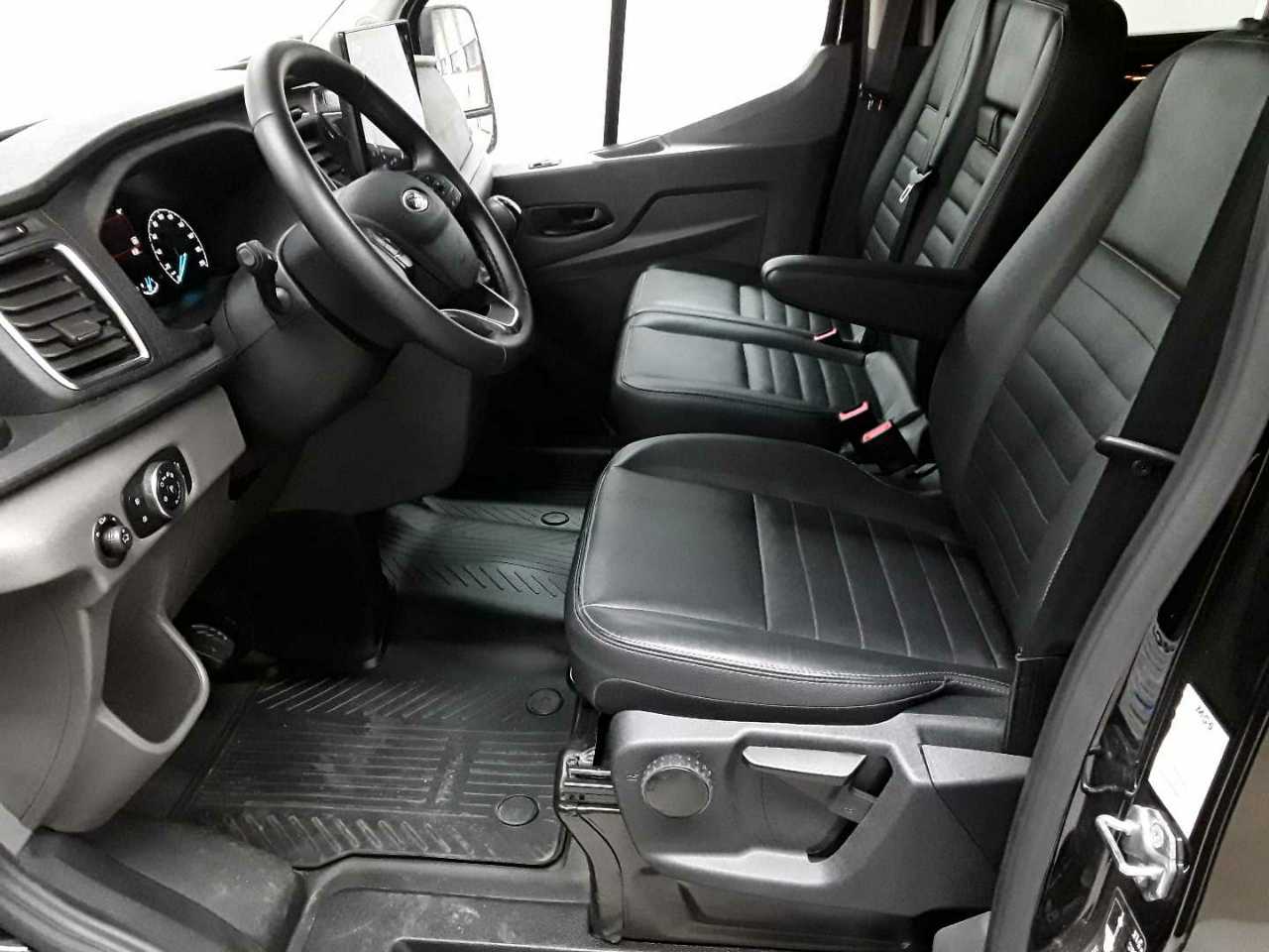 Ford Transit 350 L2H2 VA MH Trail 7