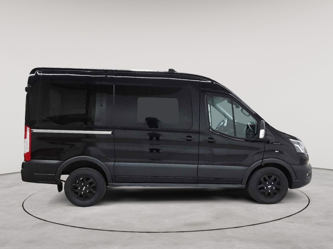 Ford Transit 350 L2H2 VA MH Trail 3