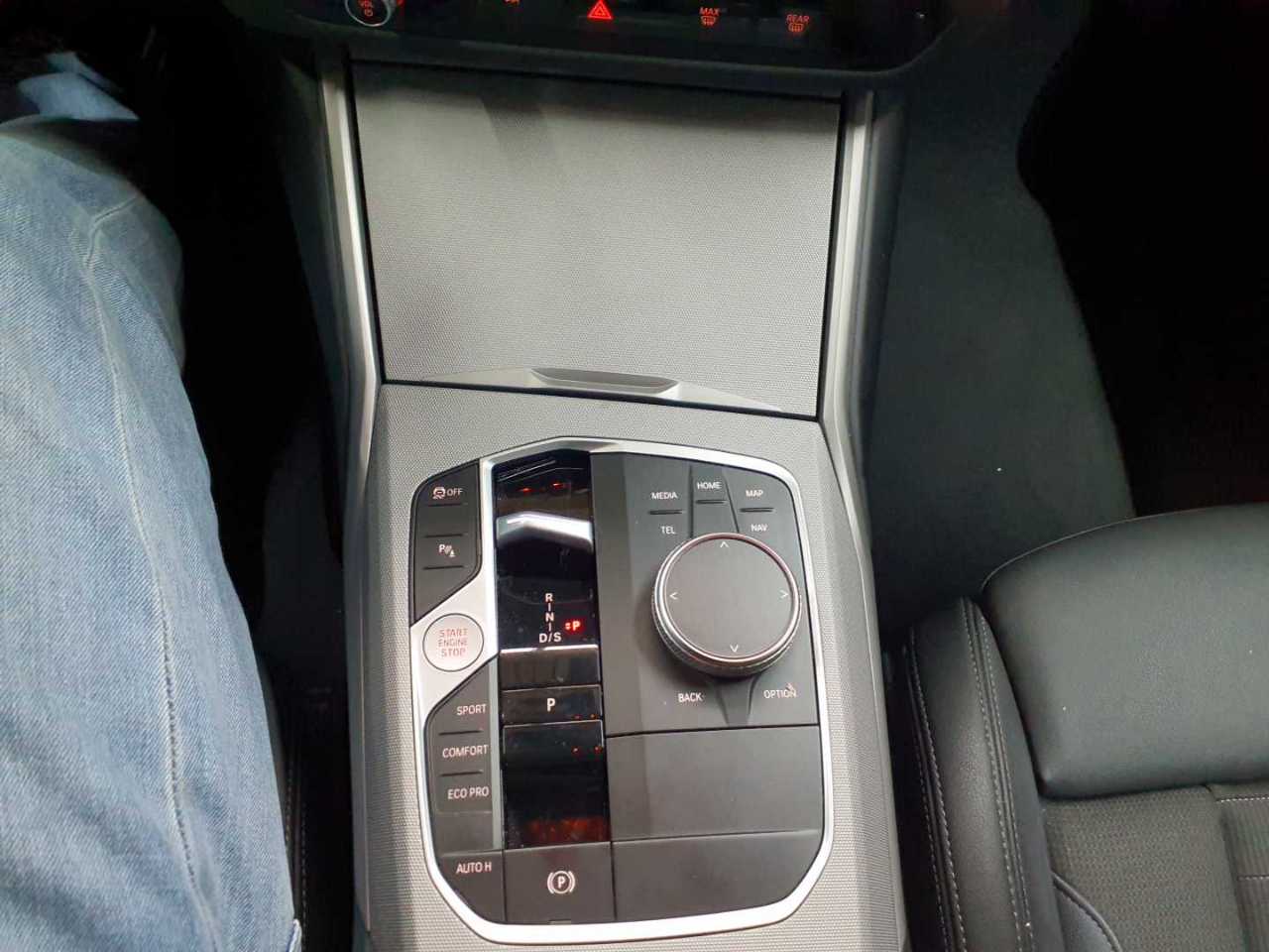 BMW 318d Touring Aut. 10