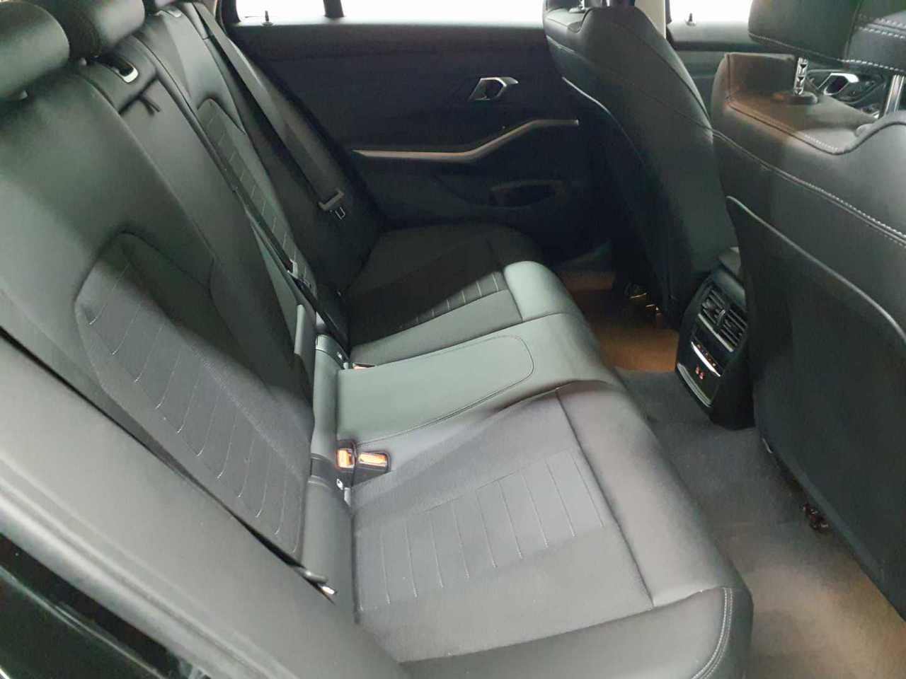 BMW 318d Touring Aut. 14