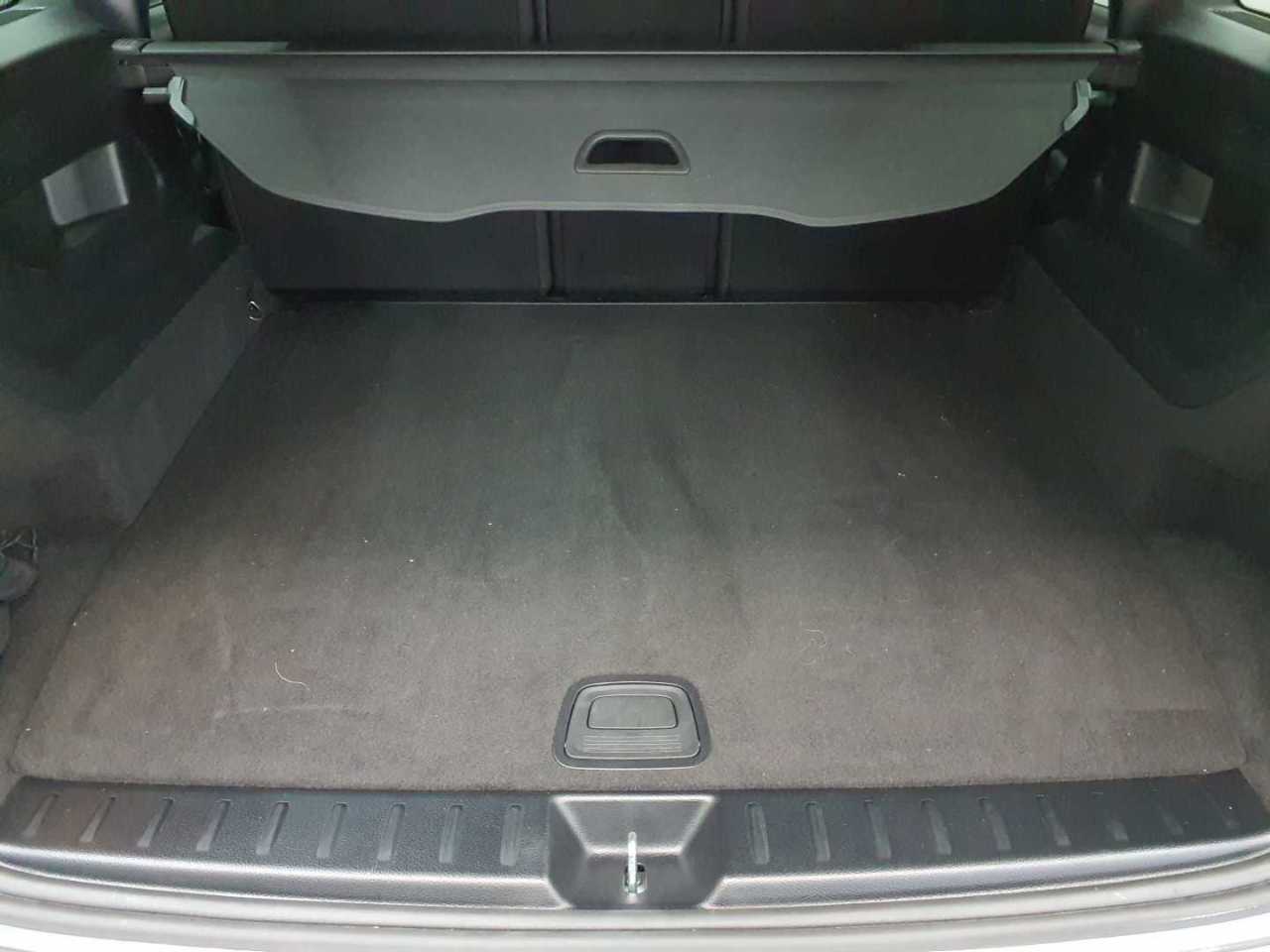 Mercedes-Benz GLB 200 d 8G-DCT Progressive 15