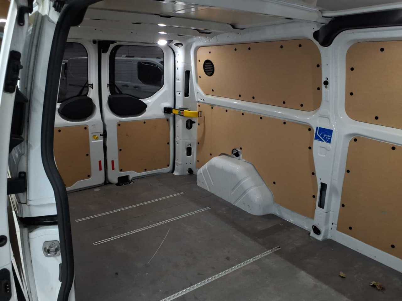 Ford Transit Custom 320 L2H1 LKW VA Trend 14