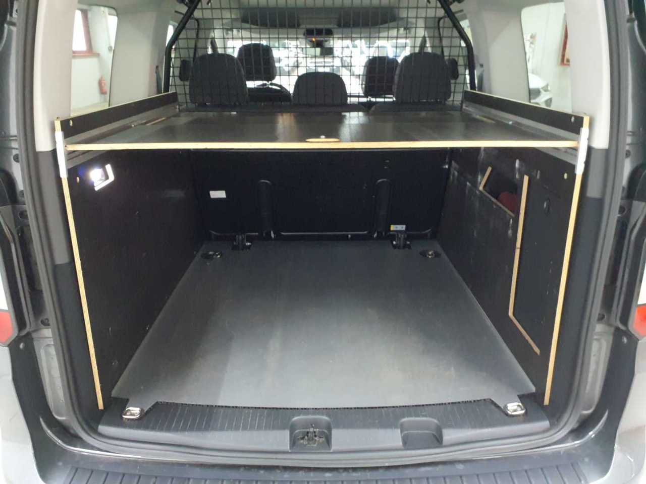 Volkswagen Caddy 2.0 TDI BMT (7-Si.) Life Maxi 15