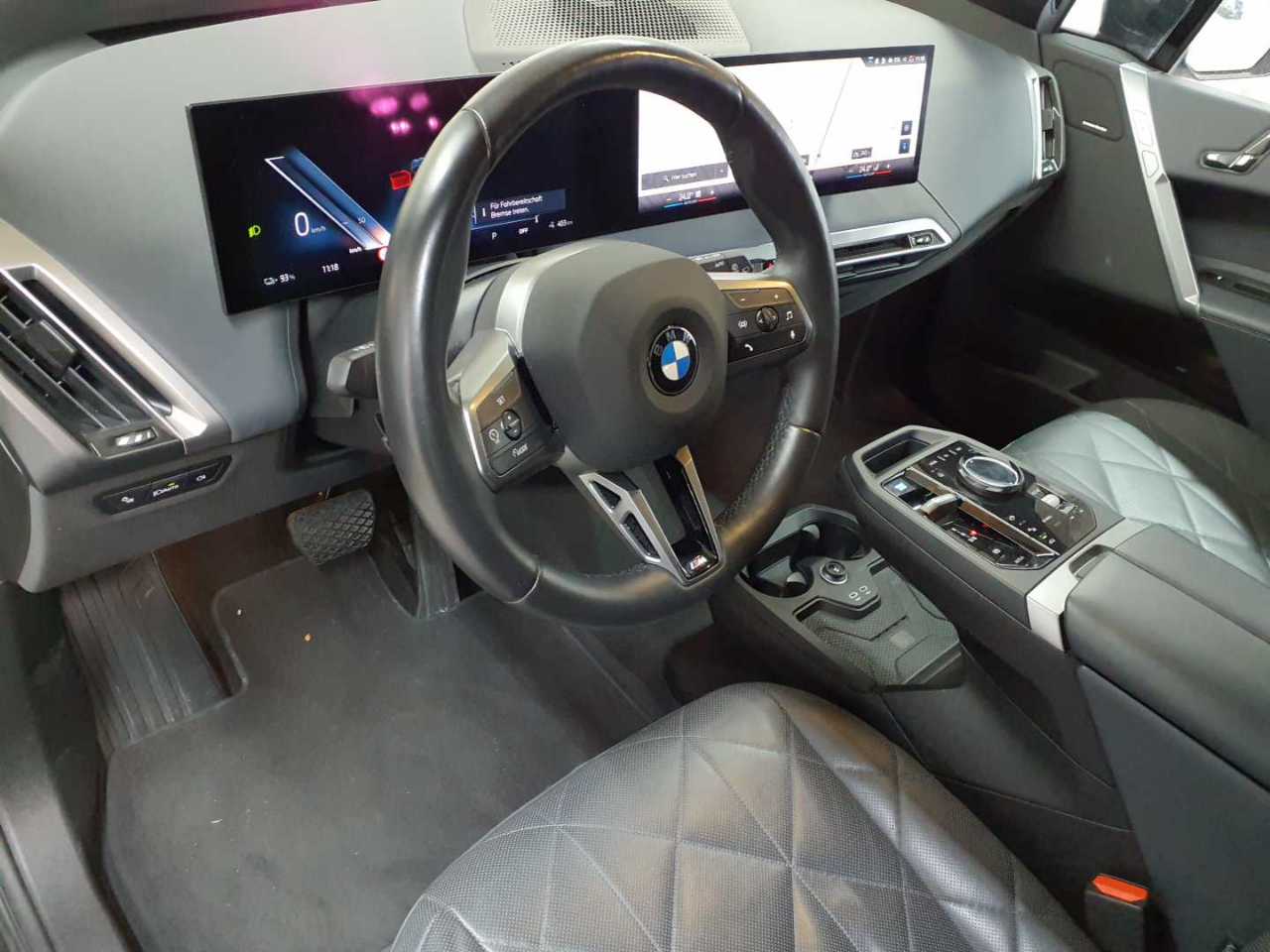 BMW iX xDrive50 9