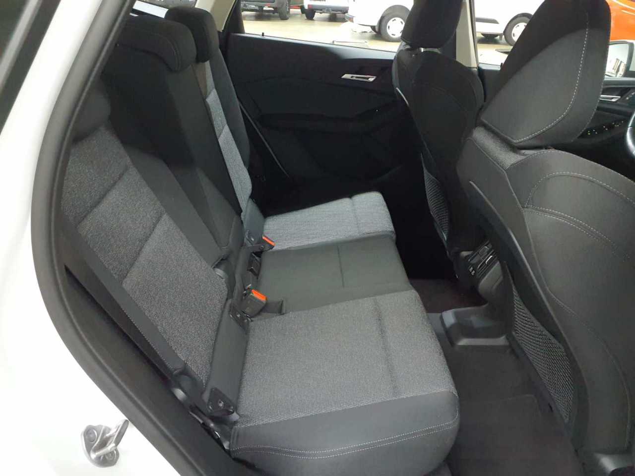 BMW 218d Active Tourer Aut. 13
