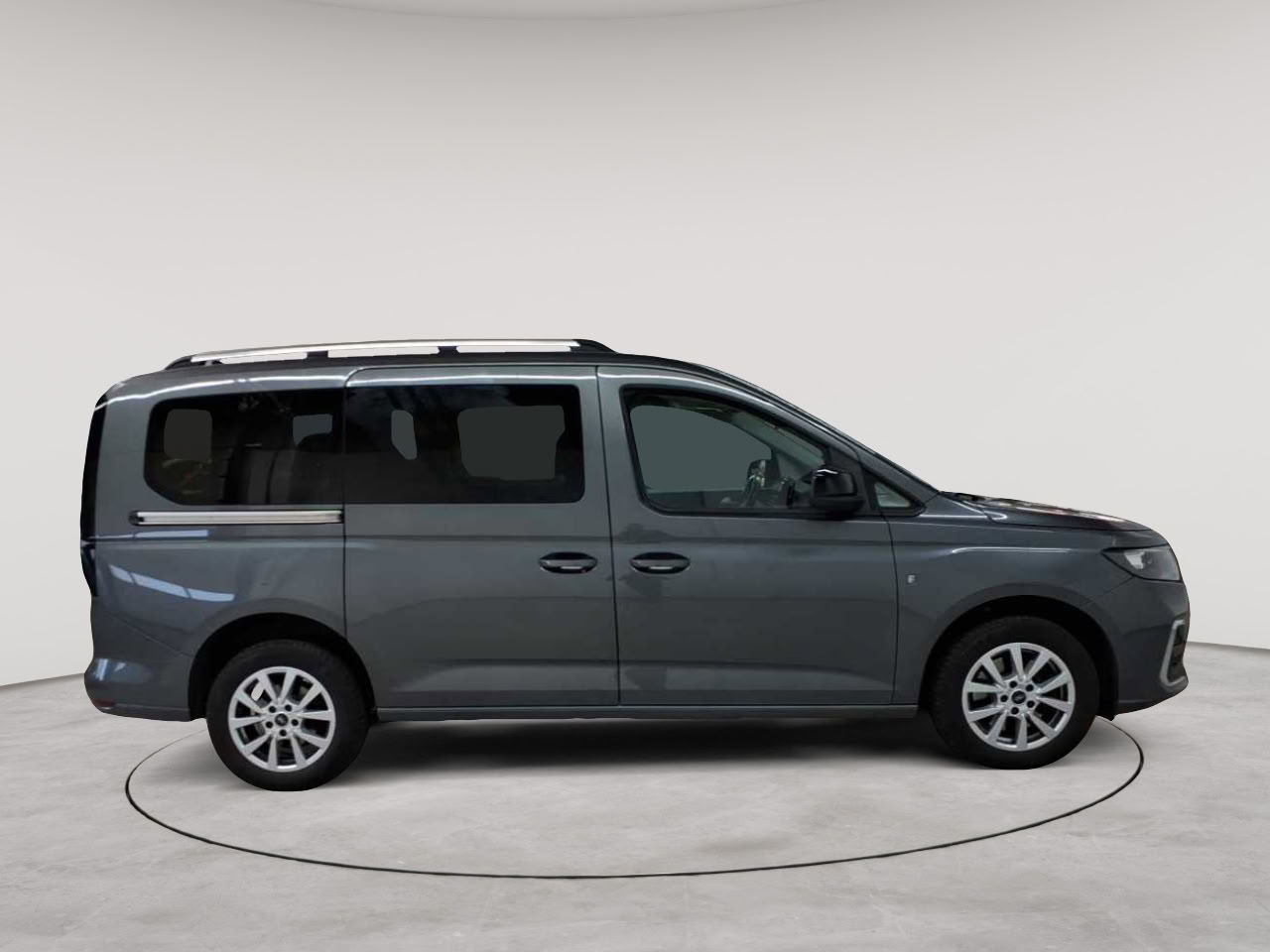 Ford Grand Tourneo Connect 2.0 EcoBlue TITANIUM 3