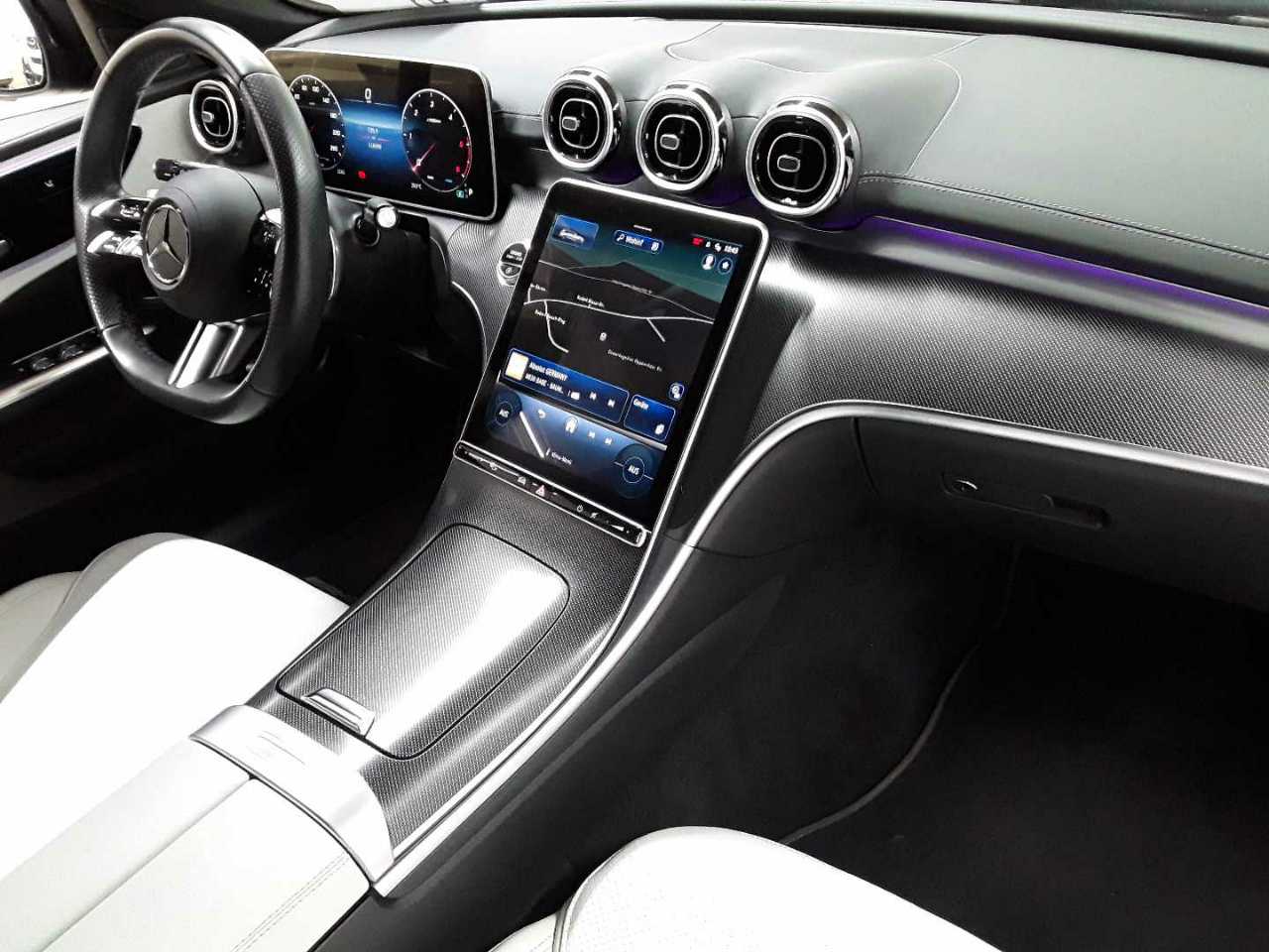 Mercedes-Benz C 300 d T 9G-TRONIC AMG Line 9