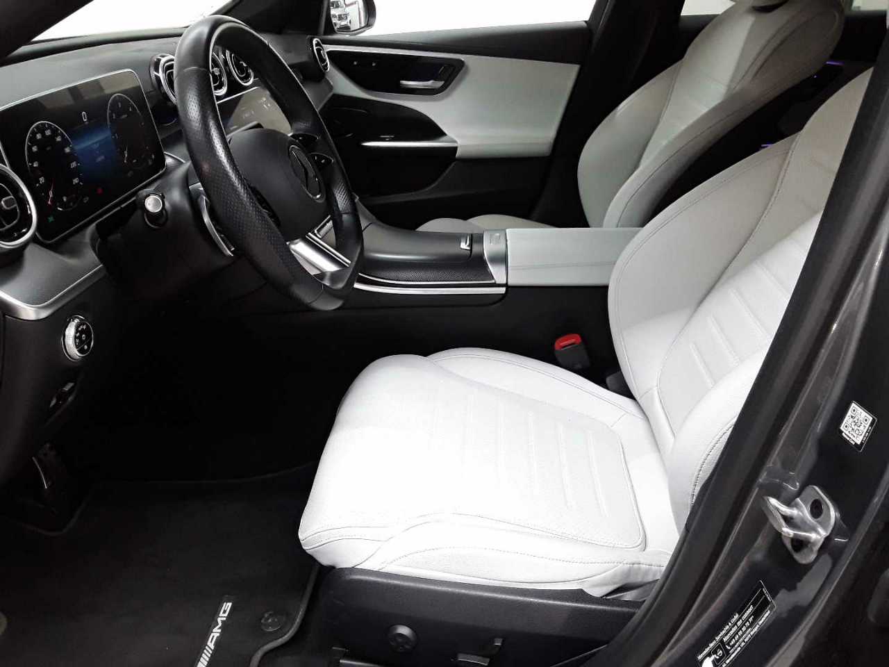 Mercedes-Benz C 300 d T 9G-TRONIC AMG Line 7