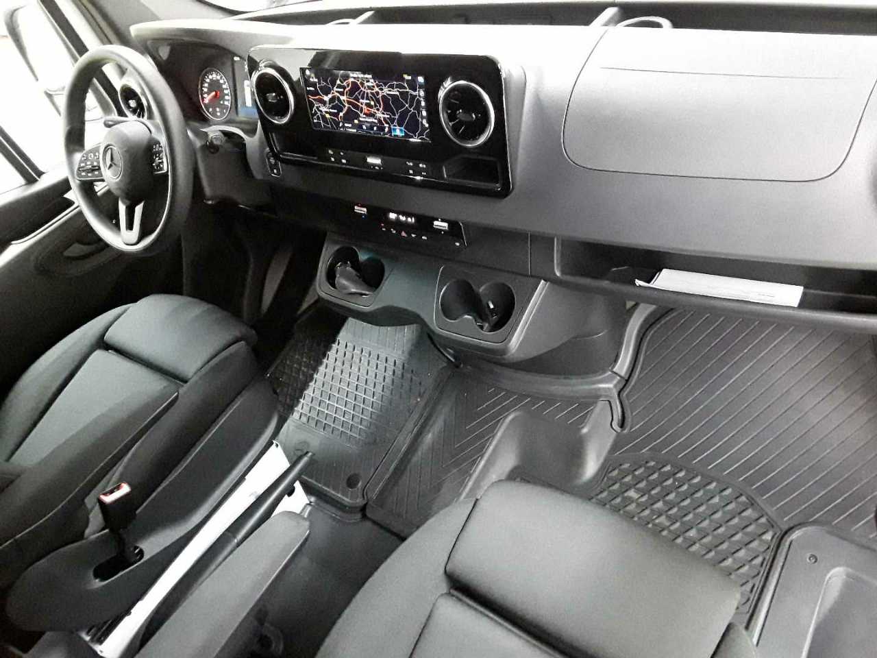 Mercedes-Benz 317 CDI Sprinter Standard HA 9G-TRONIC 9