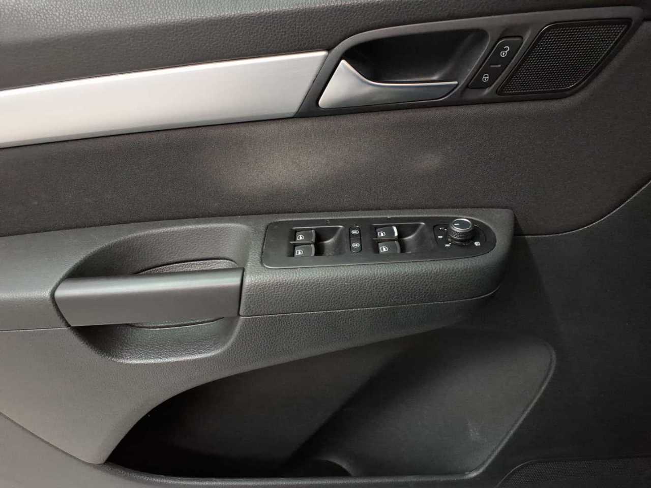 Volkswagen Sharan 1.4 TSI DSG Comfortline 18