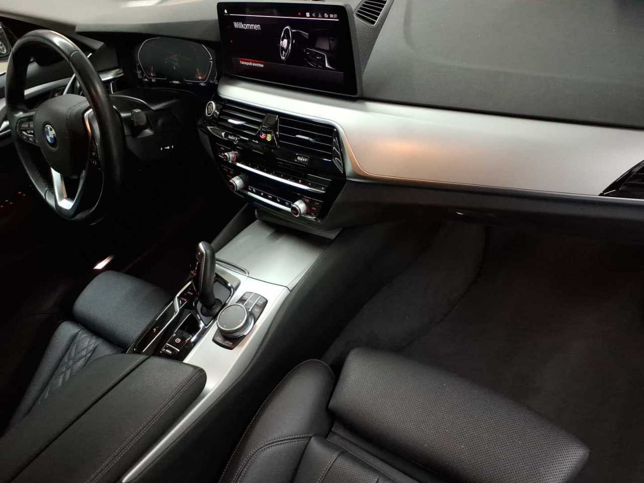 BMW 520d Touring Aut. 9
