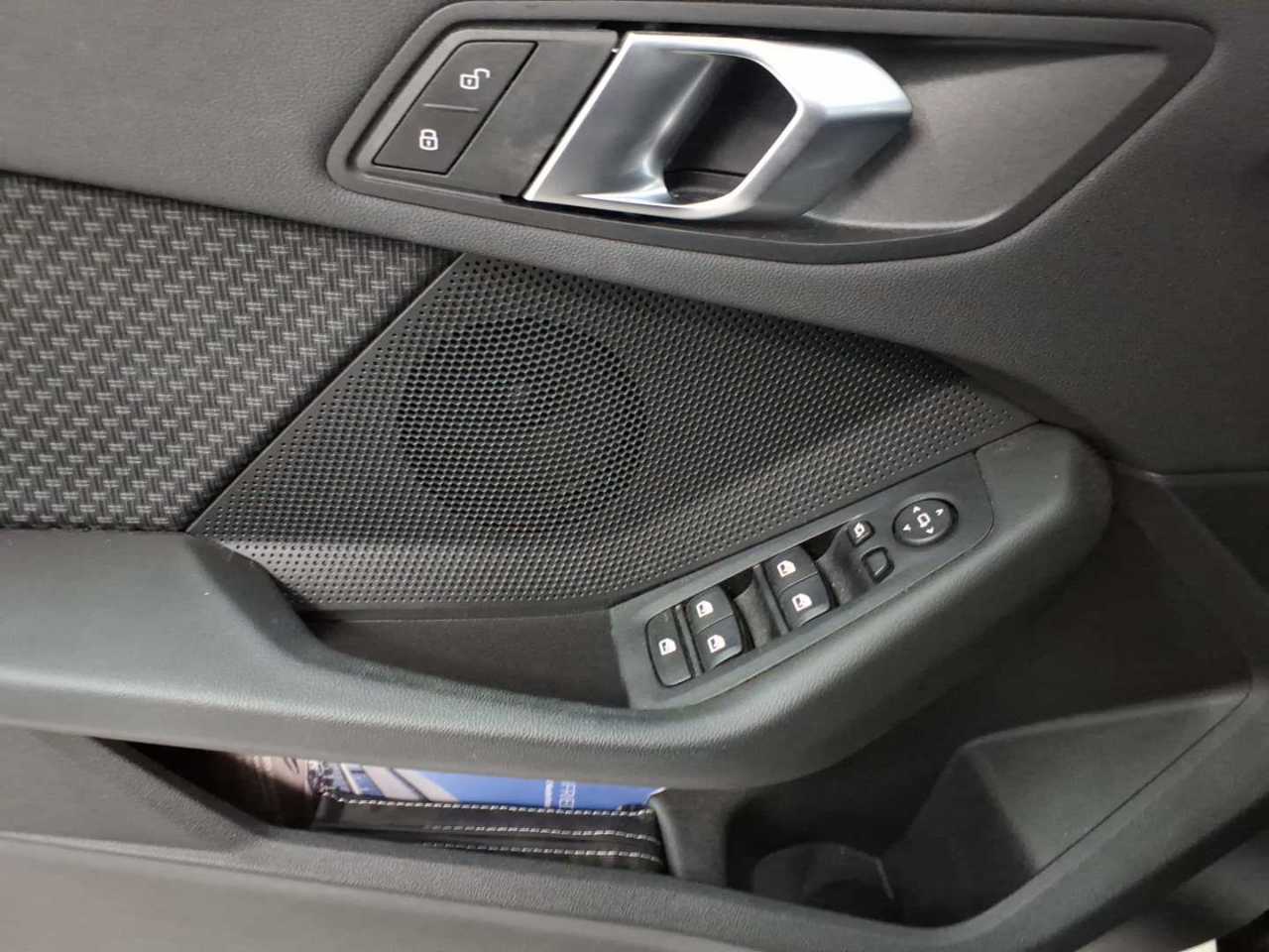 BMW 118i Aut. Advantage 18