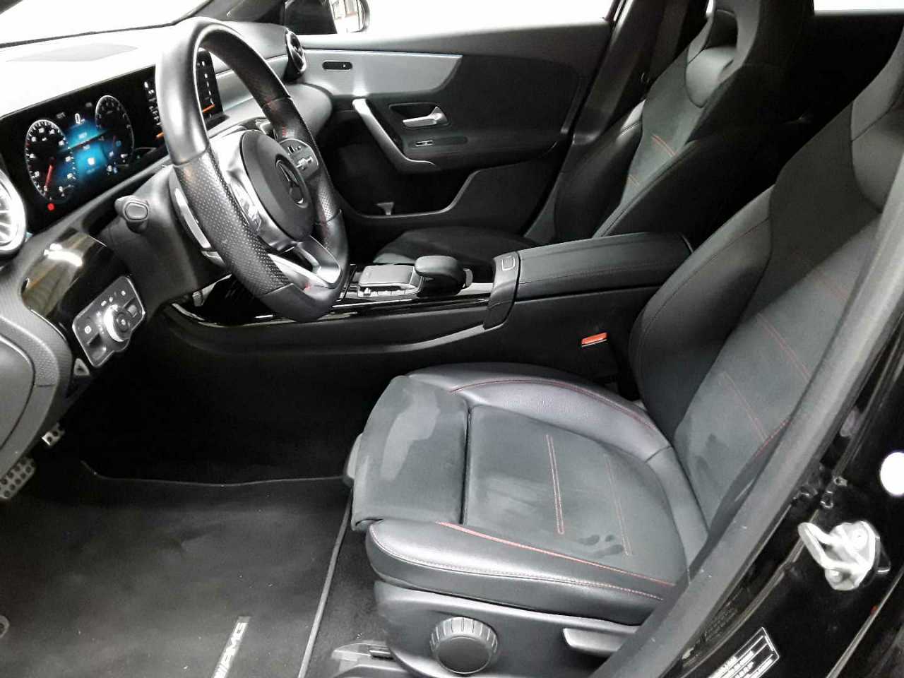 Mercedes-Benz A 250 e 8G-DCT AMG Line 7