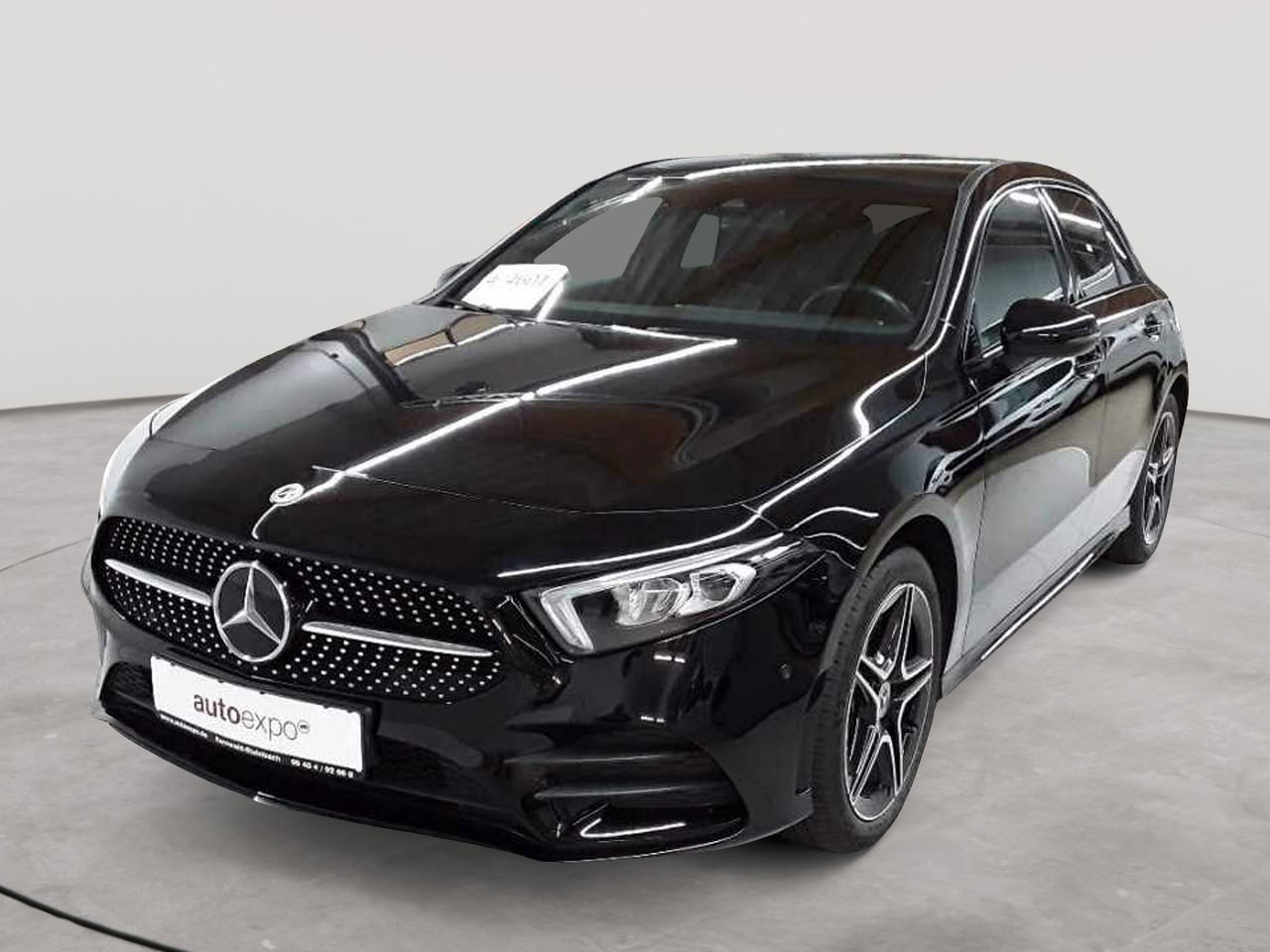 Mercedes-Benz A 250 e 8G-DCT AMG Line 2