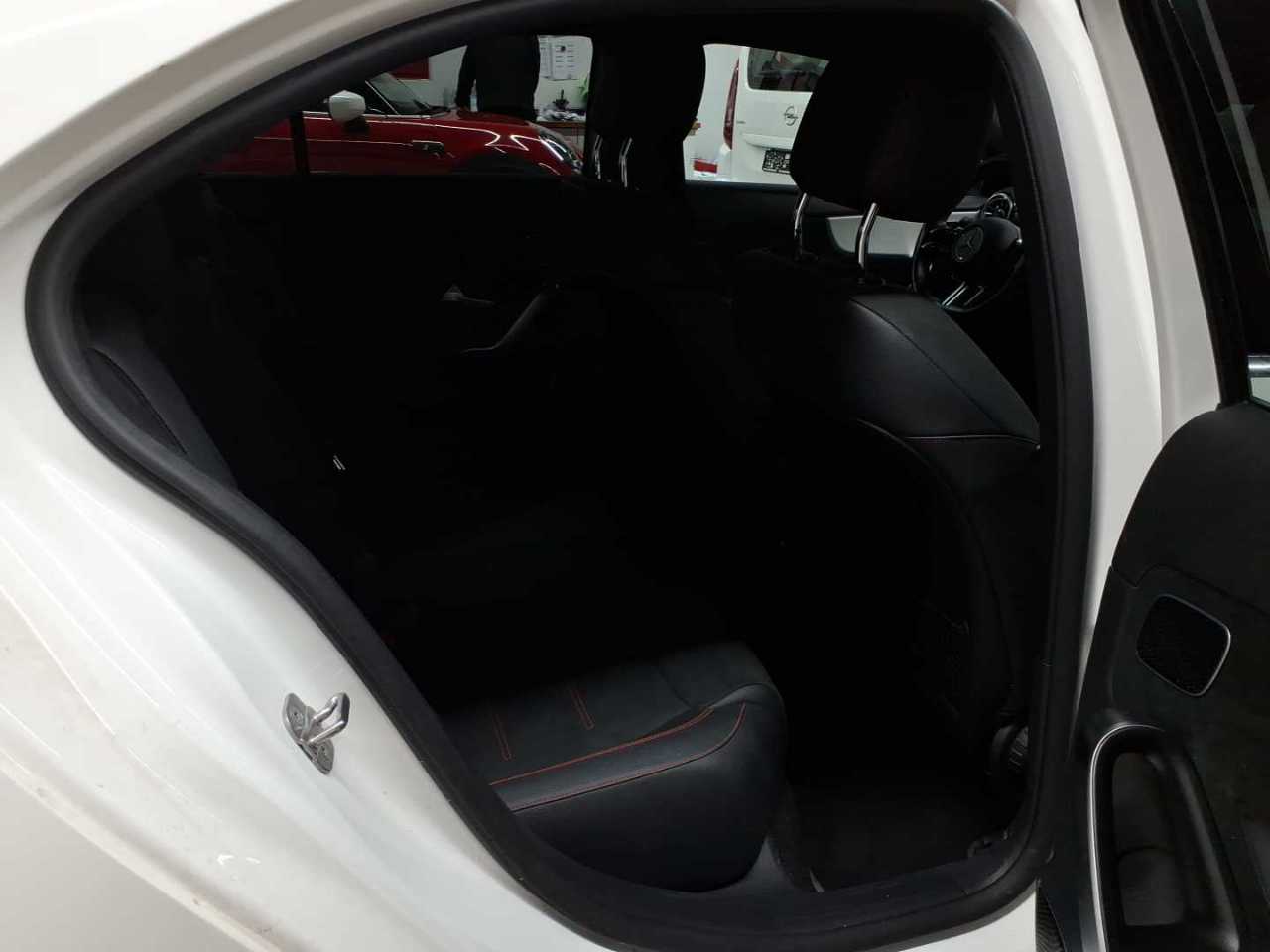 Mercedes-Benz A 250 e 8G-DCT Lim. AMG Line Advanced Plus 14