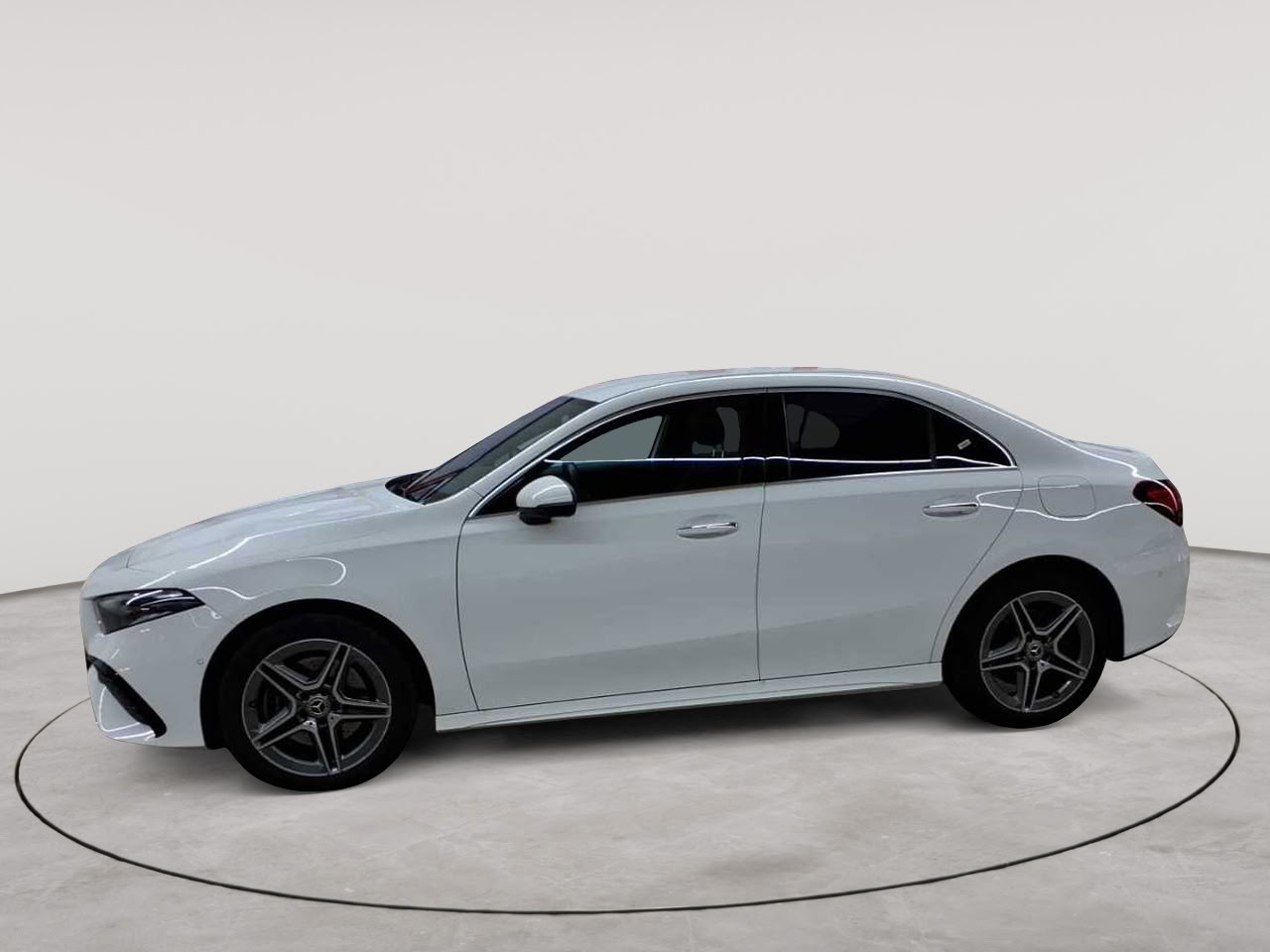Mercedes-Benz A 250 e 8G-DCT Lim. AMG Line Advanced Plus 6