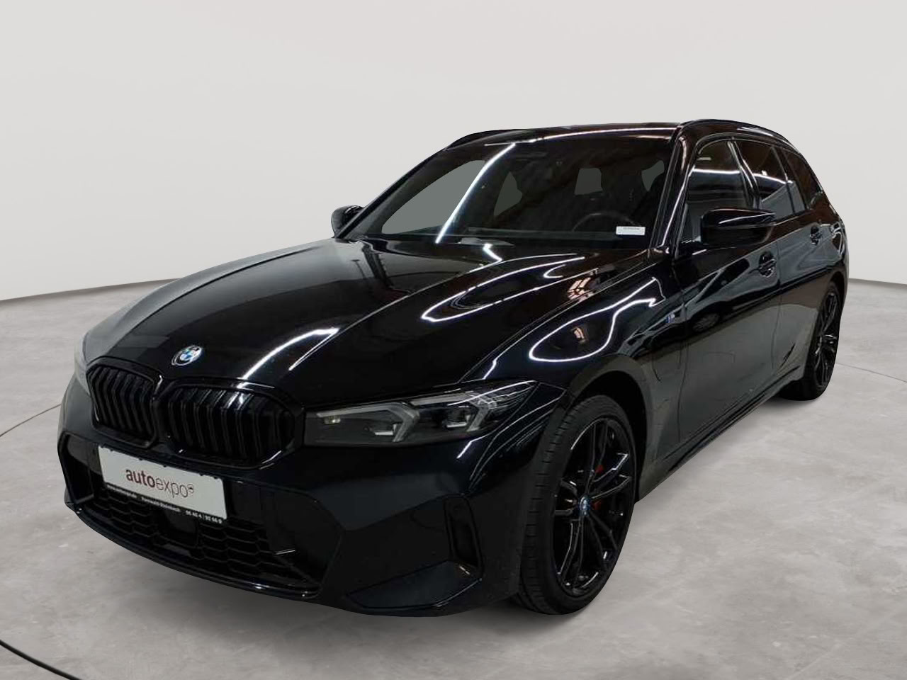 BMW 330e Touring xDrive Aut. 2