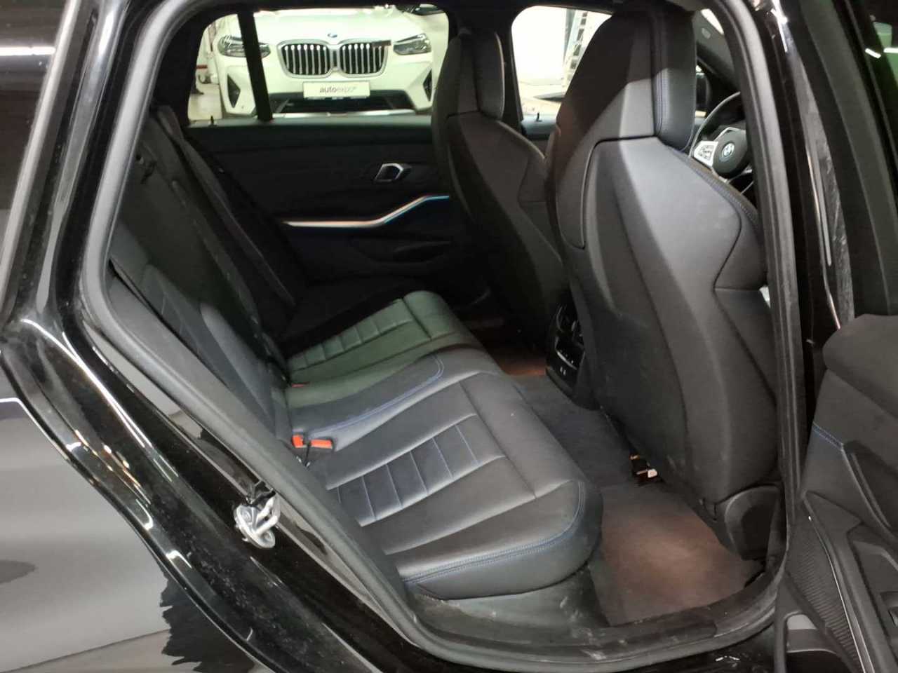 BMW 330e Touring xDrive Aut. 14