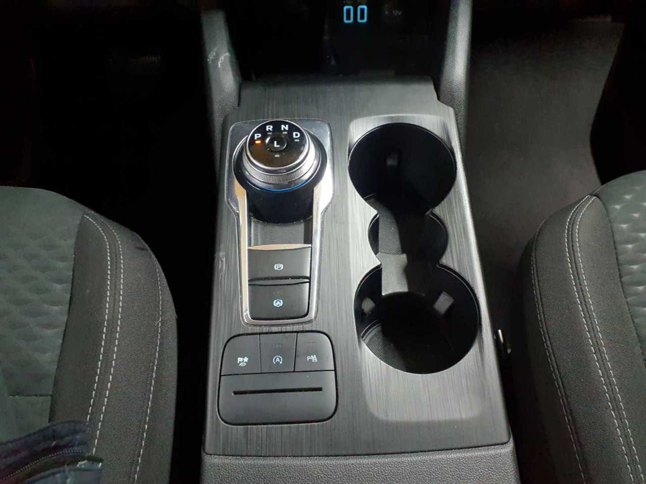 Ford Kuga 1.5 EcoBlue Aut. COOL&CONNECT 10