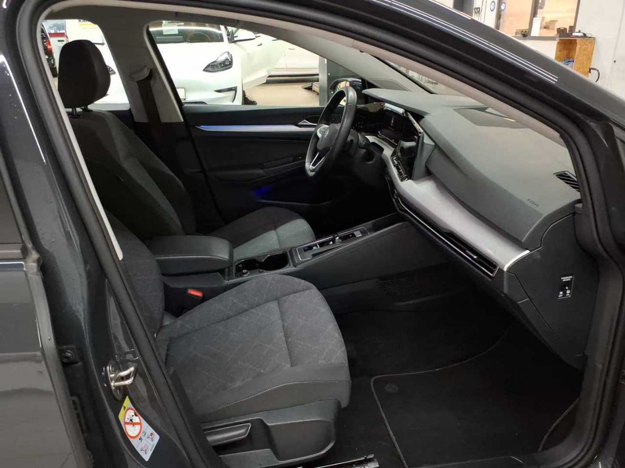 Volkswagen Golf Variant 2.0 TDI SCR DSG Life 8