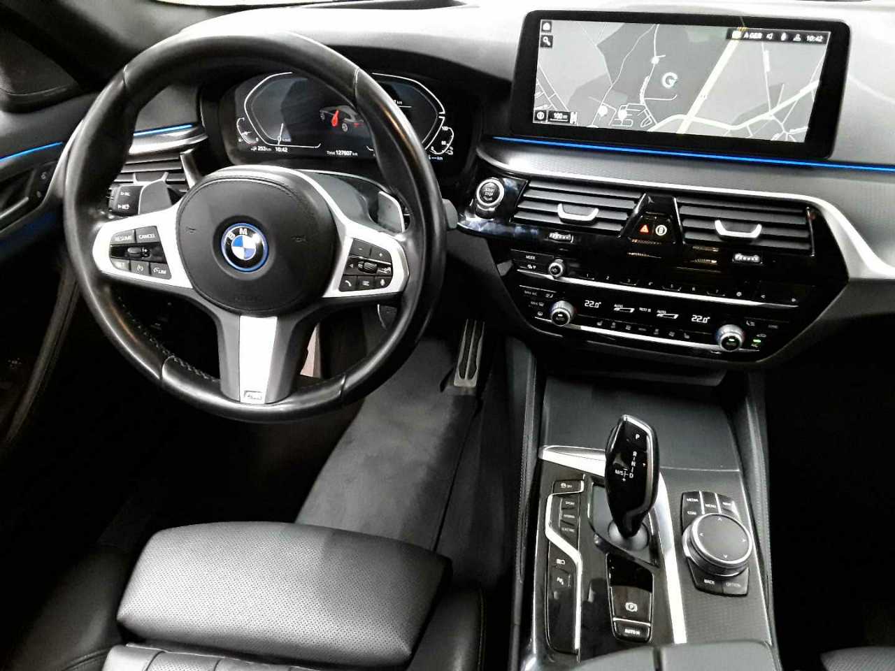BMW 530e Touring Aut. 10