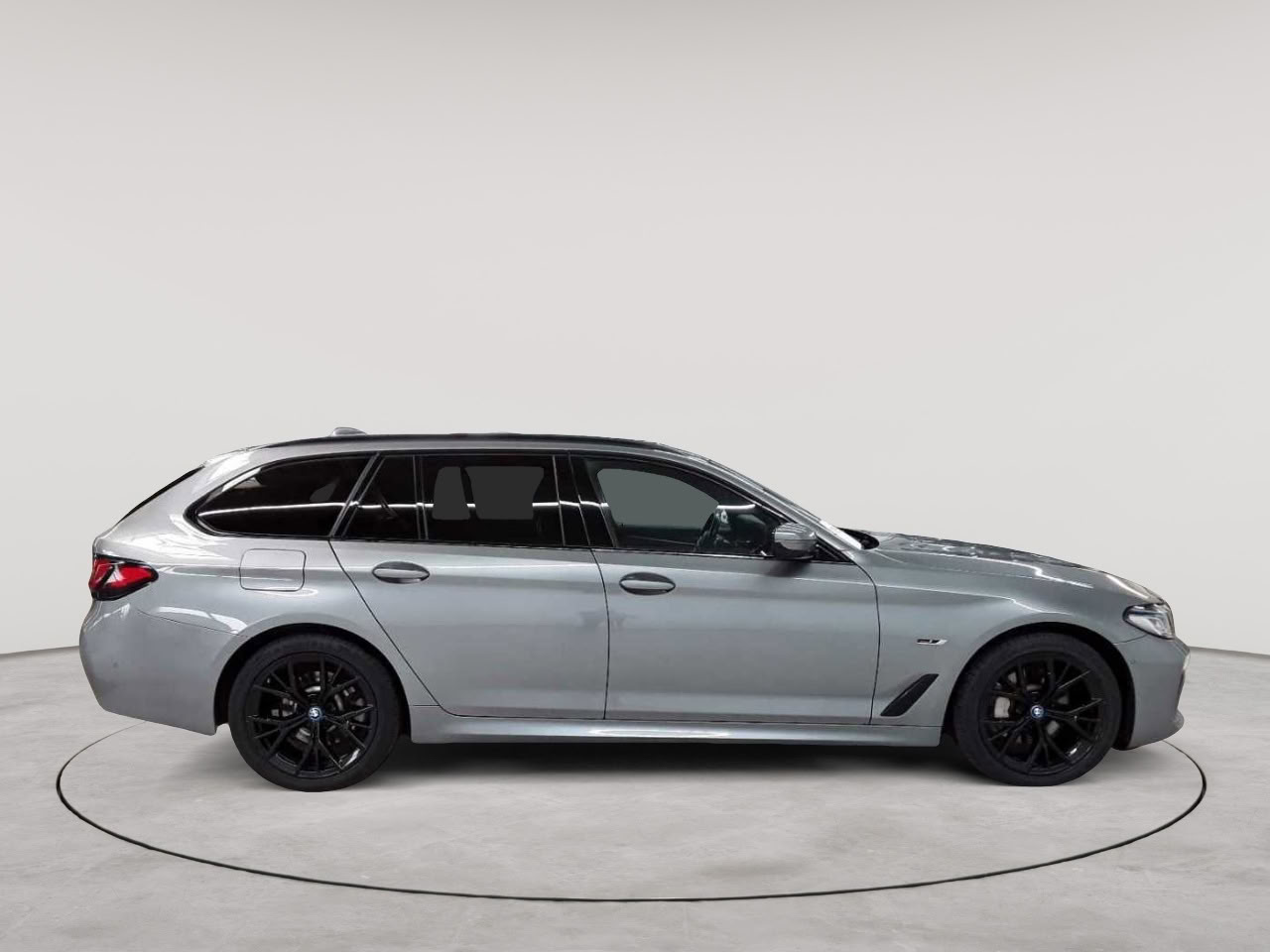 BMW 530e Touring Aut. 3