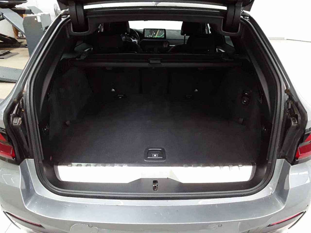 BMW 530e Touring Aut. 15