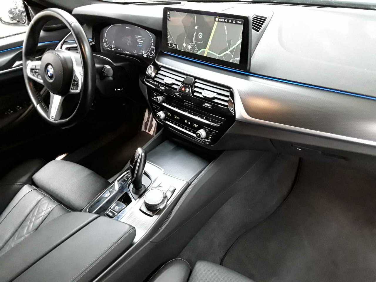 BMW 530e Touring Aut. 9